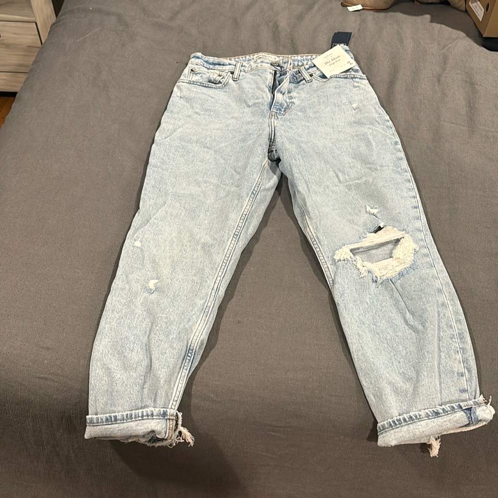 New with tags Abercrombie mom high rise jeans